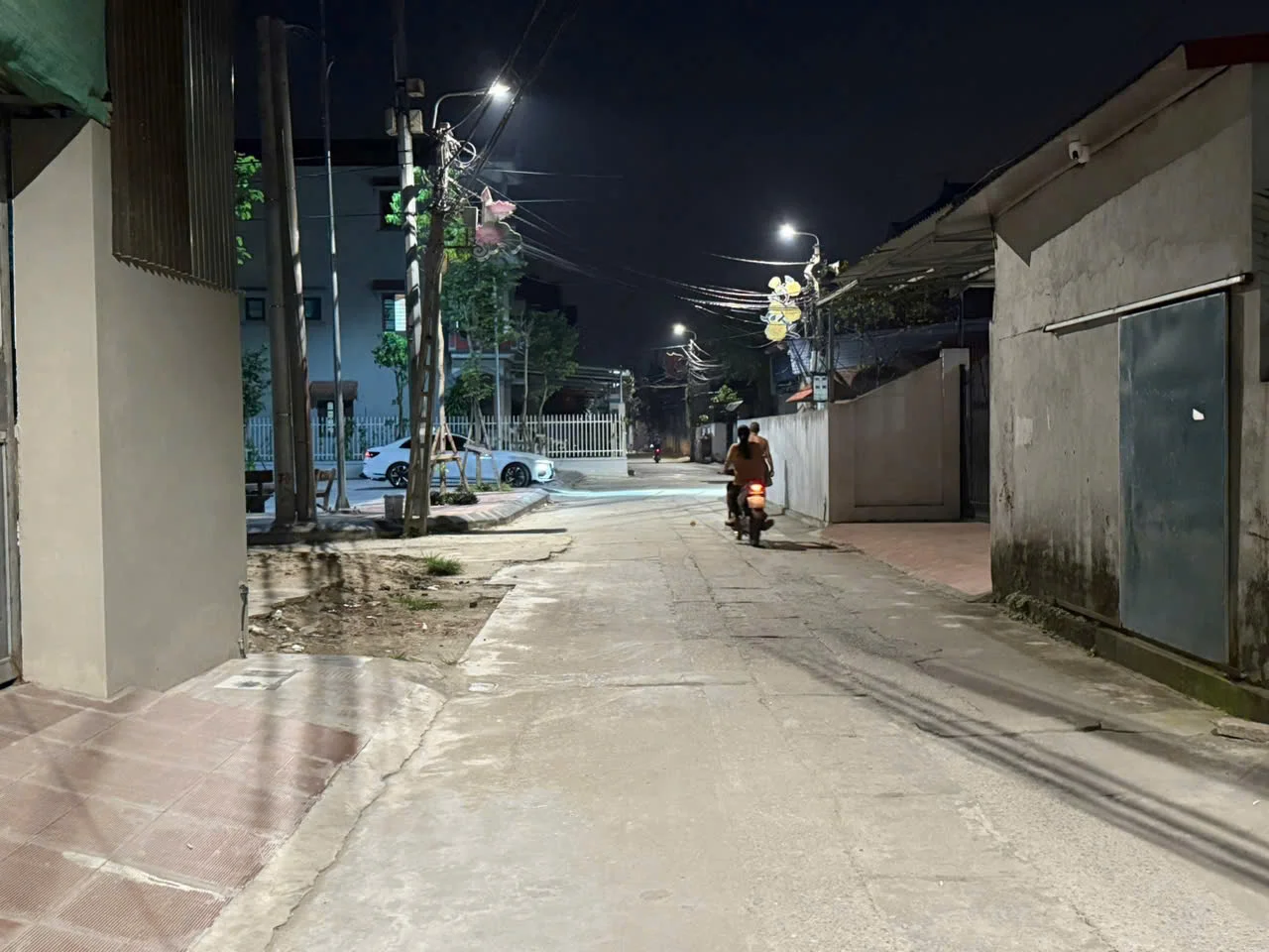 z6902167923446-21dc88a60c62ba0962a7d07a346a1876-3